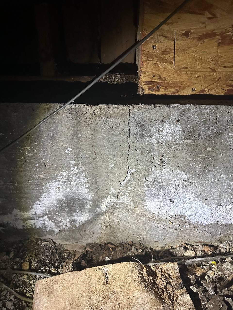 Foundation Crack Inspection — Stem Wall Cracks — photo 2